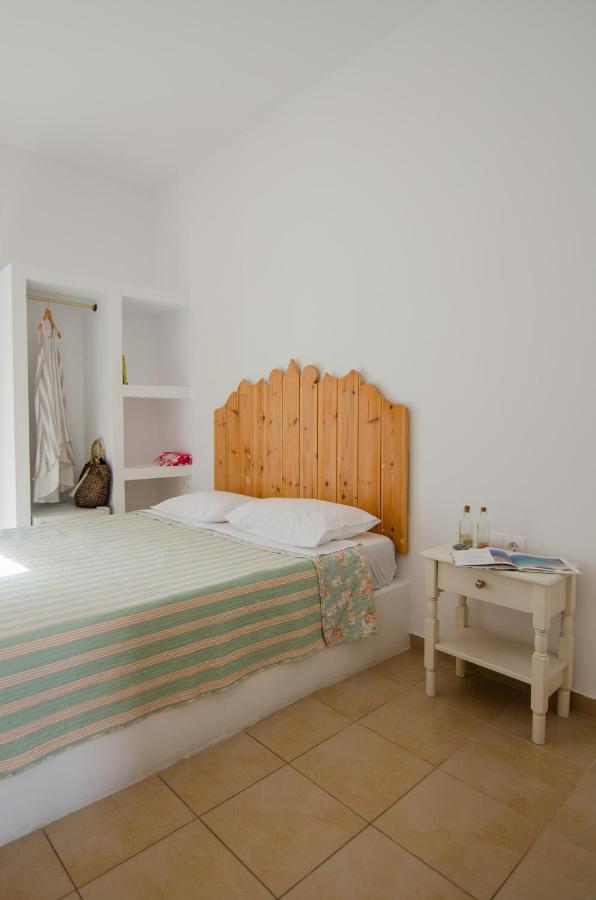 Marias Rooms Chora  Luaran gambar