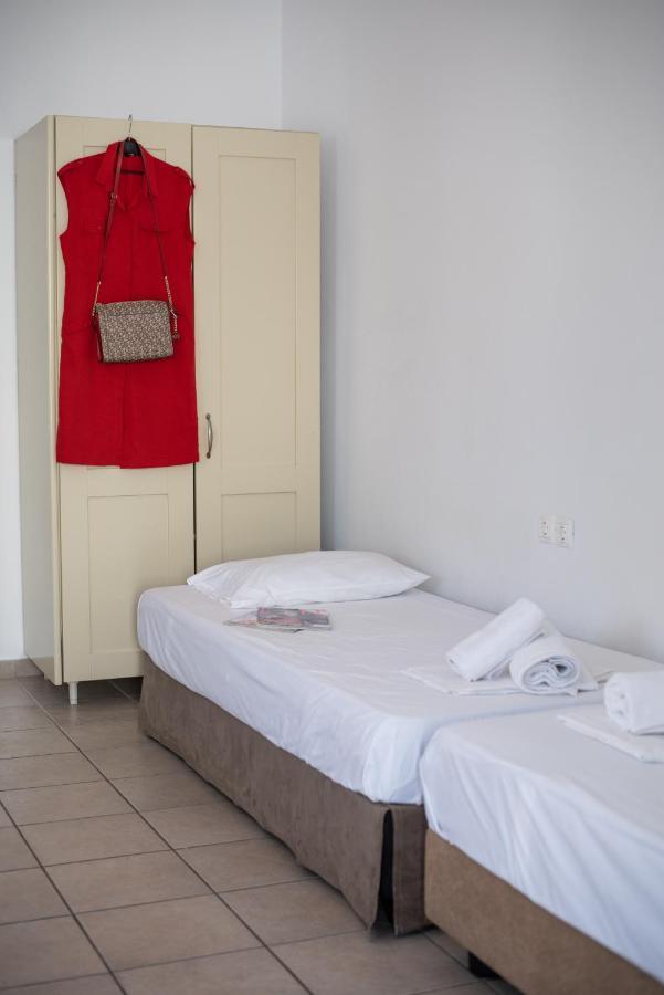 Marias Rooms Chora  Luaran gambar