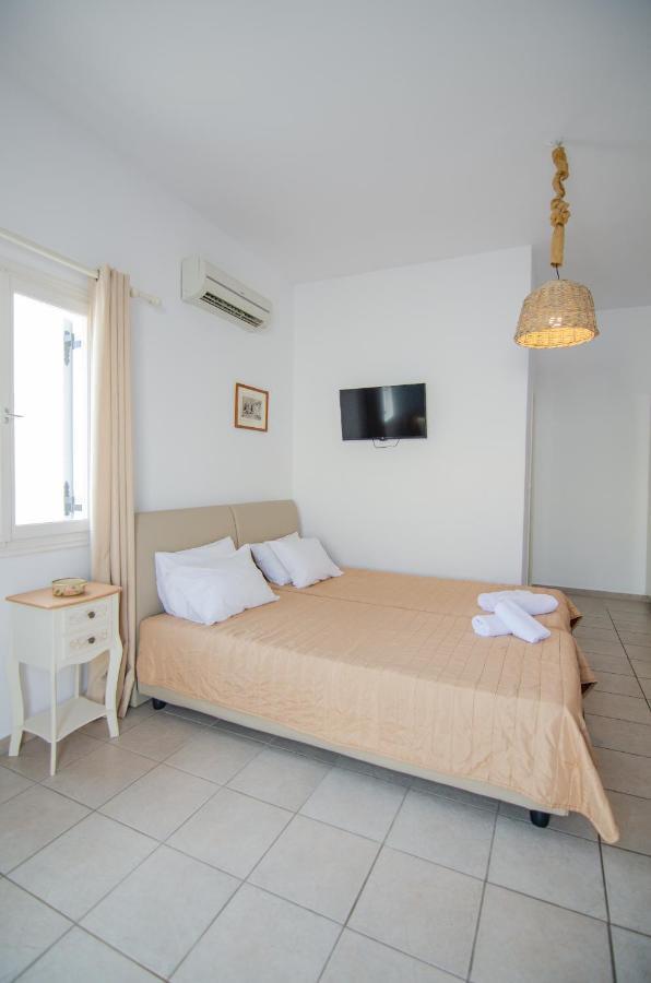 Marias Rooms Chora  Luaran gambar
